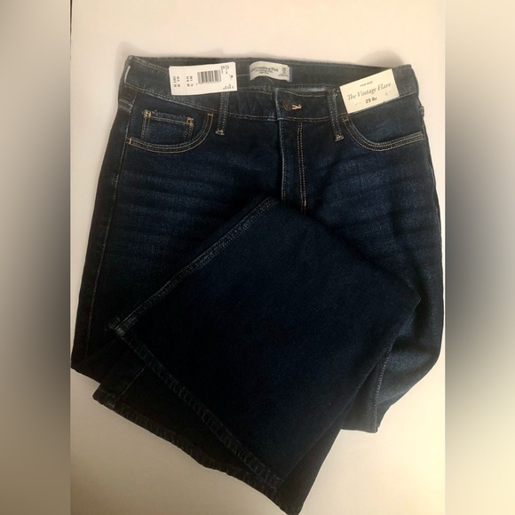 AF- The Vintage Flare Leg Jeans🔥 - Picture 4 of 13